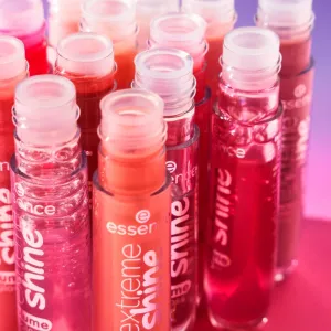 essence Extreme Shine lesk na pery pre väčší objem odtieň 101 Milky Way 5 ml