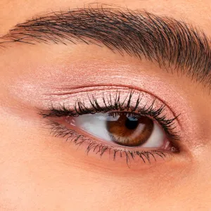 essence Luminous EYE TINT tekuté očné tiene odtieň 01 6 ml