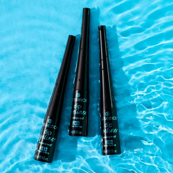 essence Dip Eyeliner vodeodolná očná linka 3 ml