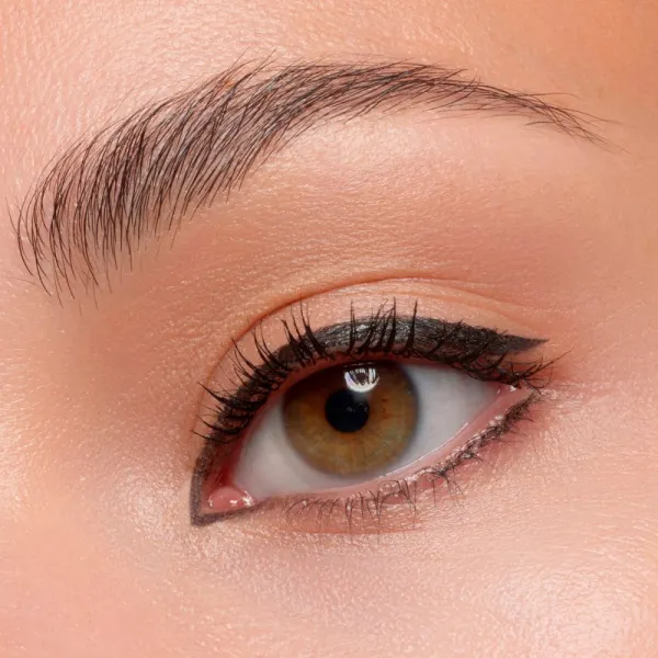 essence Super Fine Liner Pen linka na oči vo fixke 1 ml