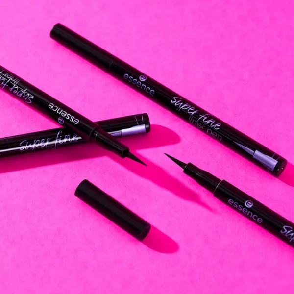 essence Super Fine Liner Pen linka na oči vo fixke 1 ml