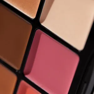 Catrice Magic Shaper kontúrovacia paletka na tvár odtieň 10 Holy Grail 6 g