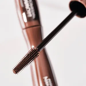 Catrice Glam & Doll Volume Brown vodeodolná riasenka pre predĺženie, natočenie a objem 10 ml