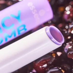 essence Juicy Bomb balzam na pery odtieň 02 So Berry Cute 2 g