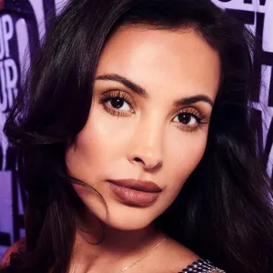 Rimmel Wonder'Bond objemová a predlžujúca riasenka odtieň Black 11 ml