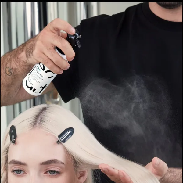 L’Oréal Professionnel Tecni.Art Pli Shaper sprej pre nedbalé plážové vlny 190 ml
