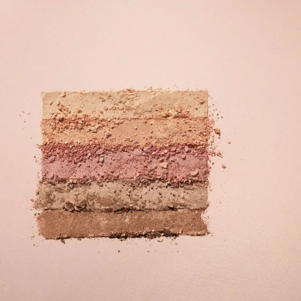 Smashbox x Becca Shimmering Skin Perfector Pressed Highlighter rozjasňovač odtieň Rose Quarz 7 g