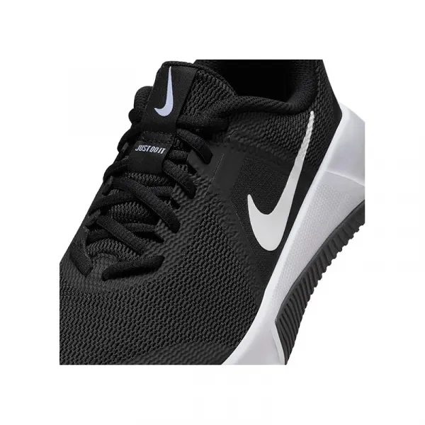 Dámska športová obuv (tréningová) NIKE MC Trainer 3 black white