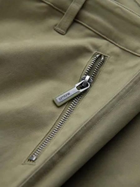 Trendy jogger kapsáčové nohavice pre pánov olivové