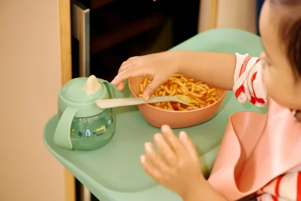 Tommee Tippee First Tastes 4 m+ jedálenská sada pre deti