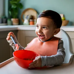 Tommee Tippee Roll'n'go podbradníček Green 6 m+ 1 ks