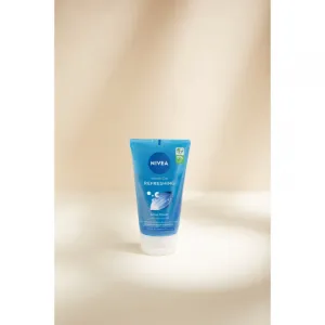 NIVEA Refreshing osviežujúci čistiaci gél pre normálnu až zmiešanú pleť 150 ml