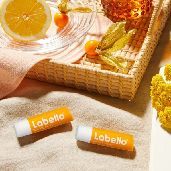 Labello Mango Shine tónovací balzam na pery 4.8 g
