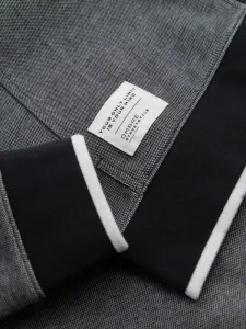 Pánska mikina s kapucňou na zips- čierna