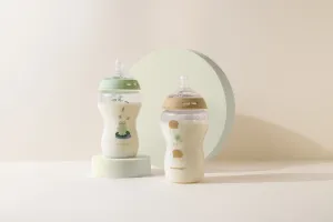 Tommee Tippee Natural Start Anti-Colic samosterilizačná dojčenská fľaša Nature Medium Flow 3 m+ 2x340 ml