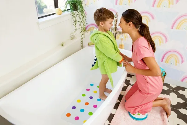 Munchkin Bath Dots Bath Mat protišmyková podložka 1 ks