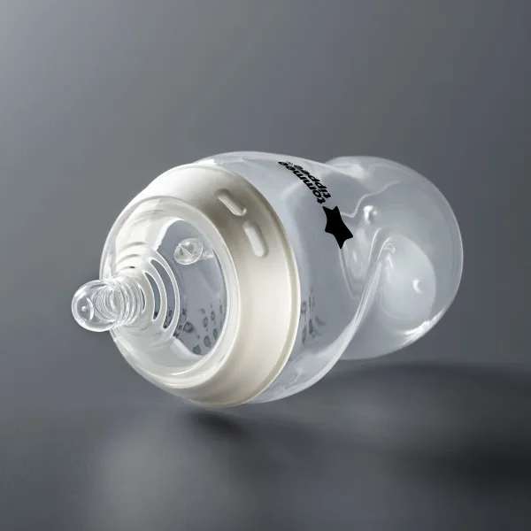 Tommee Tippee Natural Start Anti-Colic samosterilizačná dojčenská fľaša Medium Flow 3 m+ 2x340 ml