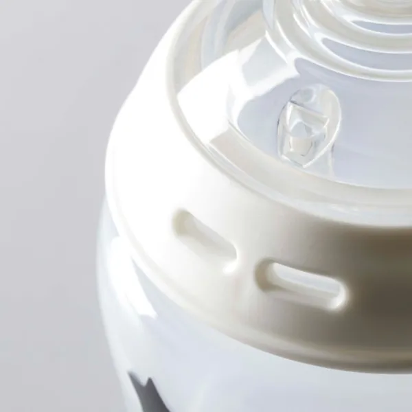 Tommee Tippee Natural Start Anti-Colic samosterilizačná dojčenská fľaša Medium Flow 3 m+ 2x340 ml