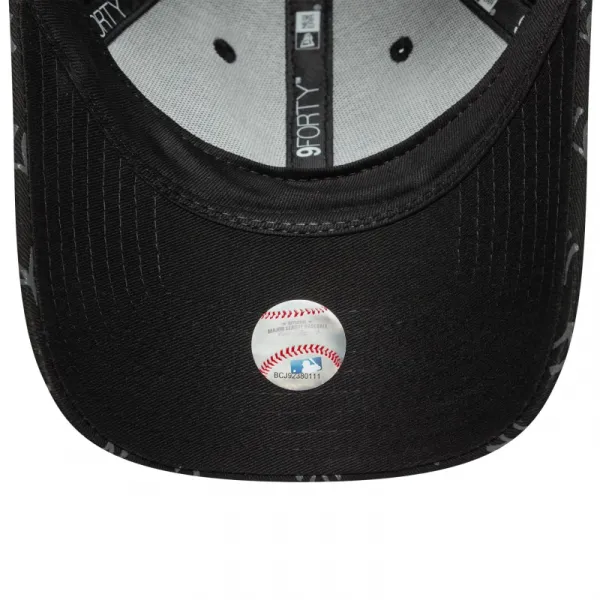 Dámska šiltovka NEW ERA 940W MLB Monogram 9forty NEYYAN