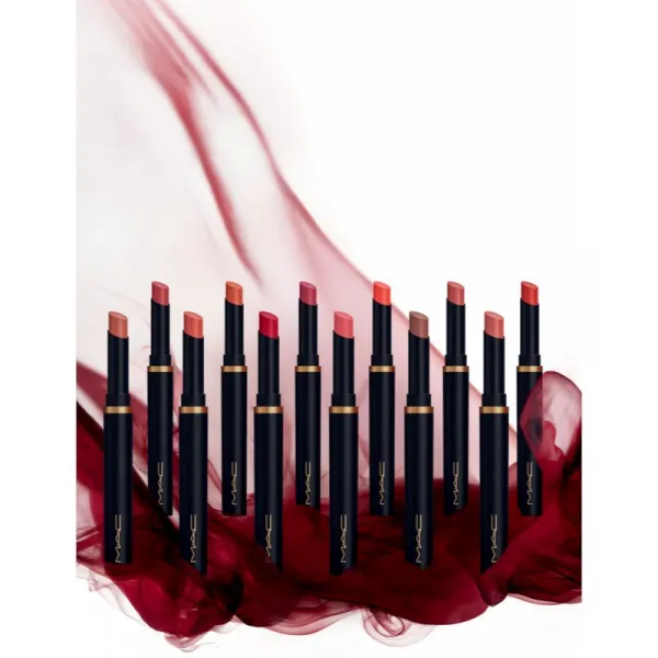 MAC Cosmetics Powder Kiss Velvet Blur Slim Stick matný hydratačný rúž odtieň Ruby New 2 g