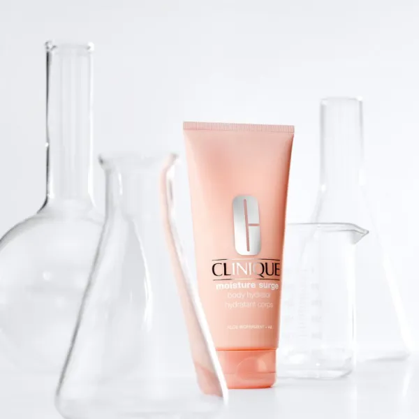 Clinique Moisture Surge™ Body Hydrator hĺbkovo hydratačný krém pre všetky typy pokožky 200 ml