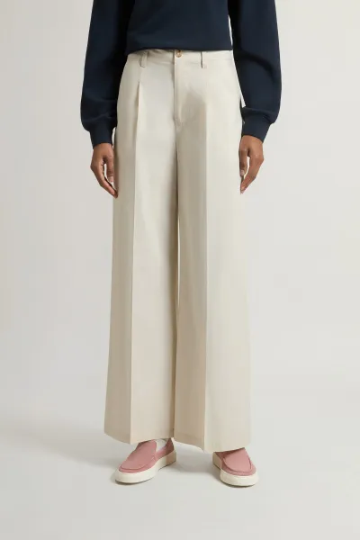 Nohavice Woolrich Wide Leg Chino Trouser Light Oak