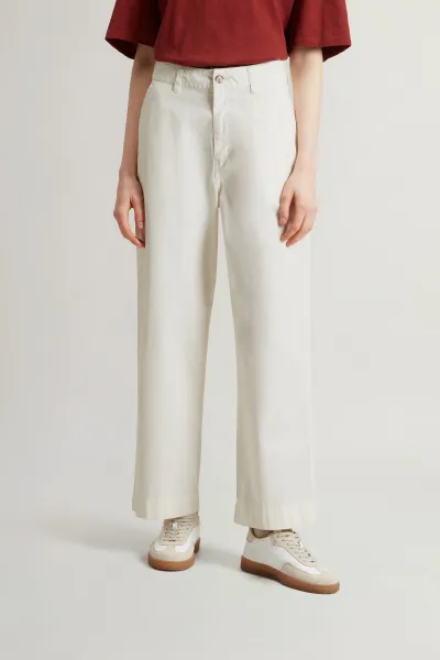 Nohavice Woolrich Chino Tapered Trouser Jet Stream