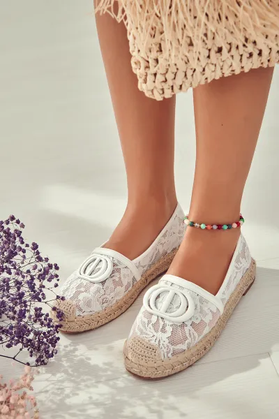 Boto Ženské čipky espadrilles s dekoráciou biely letný sen