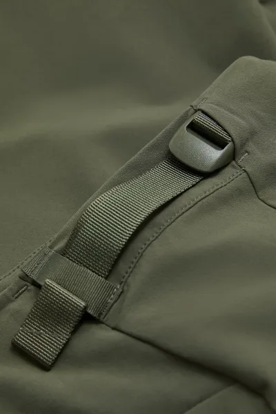 Šortky Peak Performance M Trail Shorts Pine Needle