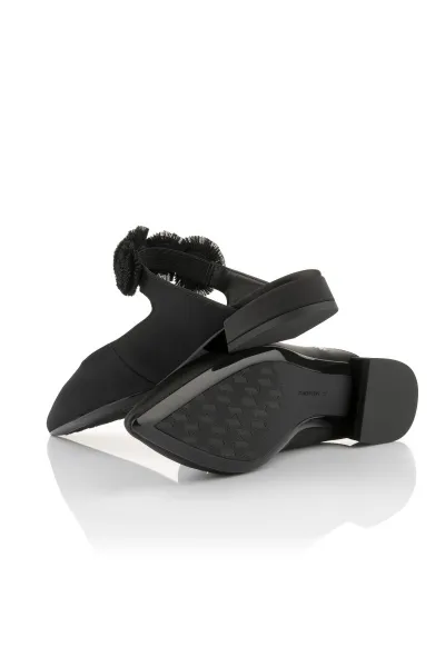 Sandále Karl Lagerfeld Kerrie Flora Mj Mule Black Satin Text Mono