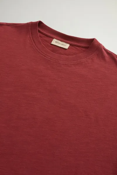Tričko Woolrich Slub Cotton Tee Madder Brown
