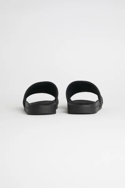 Šľapky Karl Lagerfeld Kondo 2.0 Karl Nft Relief Black Rubber