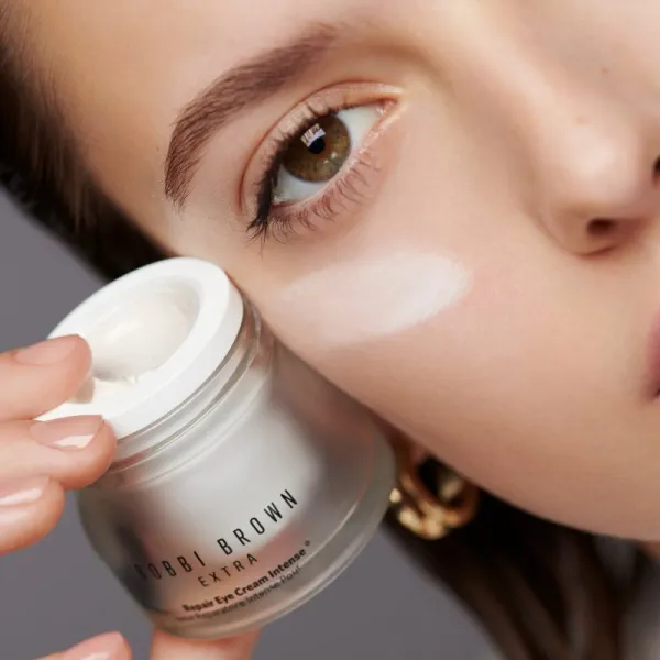 Bobbi Brown Extra Repair Eye Cream Intense Prefill revitalizačný očný krém 15 ml