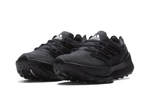 adidas EQT Agravic "Core Black" (JQ7643)
