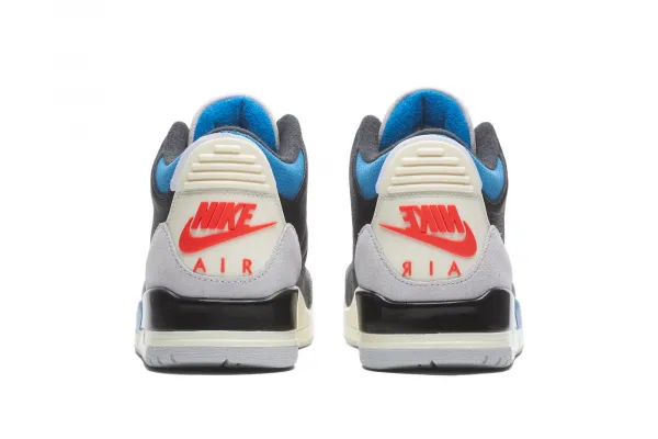 Jordan Brand Air Jordan 3 Retro OG "Black Military Blue" (IB8967-004)