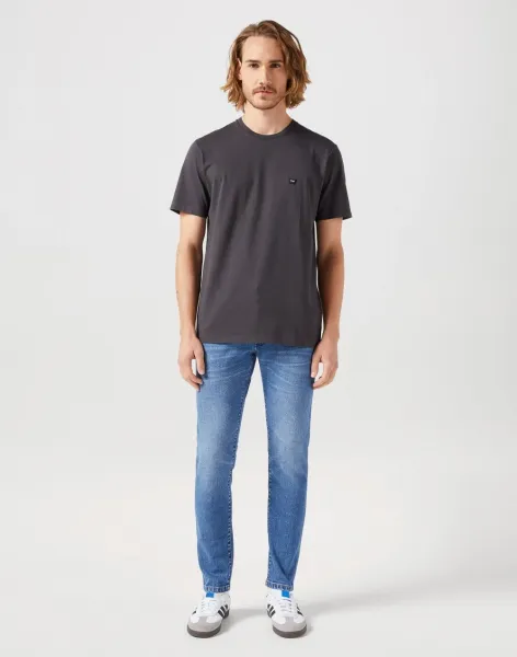 WRANGLER Tričko pre mužov  SIGN OFF TEE FADED BLACK 112351320 Veľkosť: M