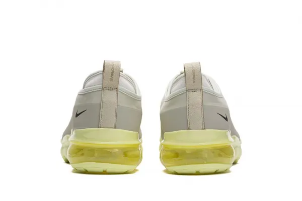 Nike Air VaporMax Moc Roam "Green" (DZ7273-100)