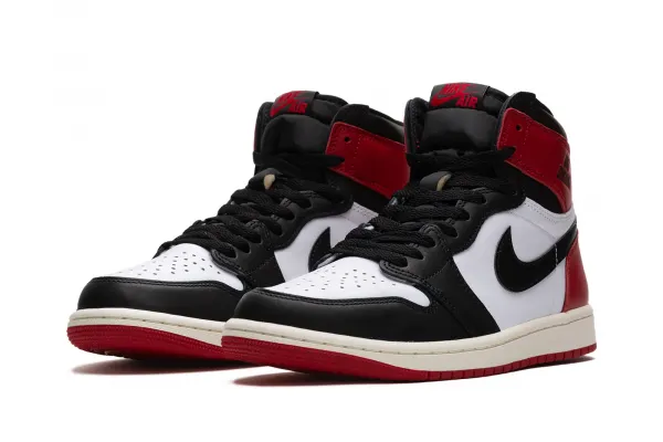 Jordan Brand Air Jordan 1 Retro High OG "Black Toe" (DZ5485-106)