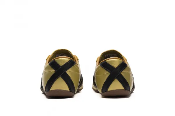 adidas Tokyo W "Gold Metallic Core Black" (JQ2156)