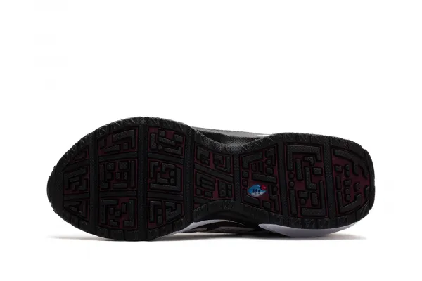 Nike Air Max SNDR Wmns "Night Maroon" (FZ2068-002)