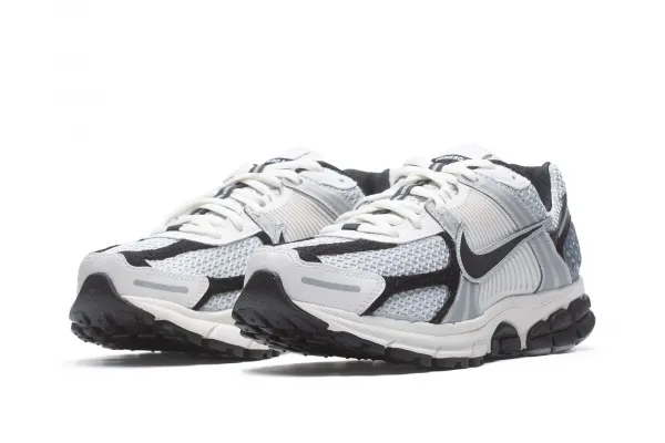 Nike Zoom Vomero 5 Wmns "Photon Dust Black" (HQ1182-001)