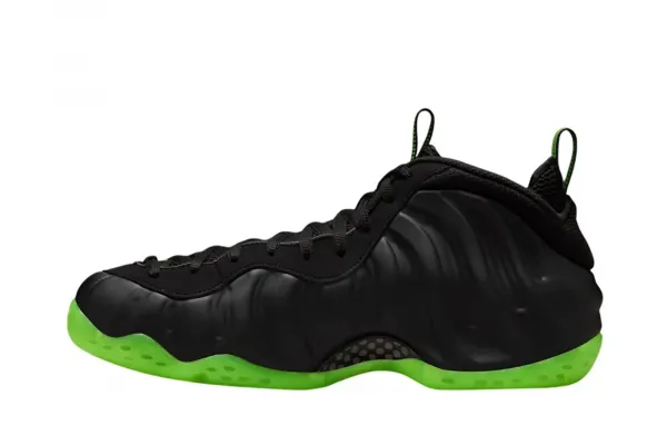 Nike Air Foamposite One "Black" (HF2902-001)