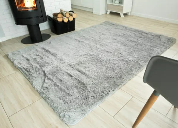 Koberec SILK svetlo sivý