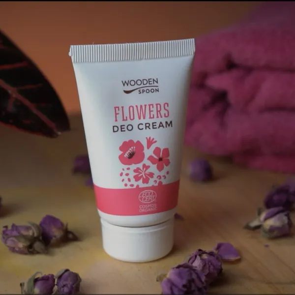 Organický krémový dezodorant  Flowers s inovatívnym aplikátorom Wooden Spoon 40 ml