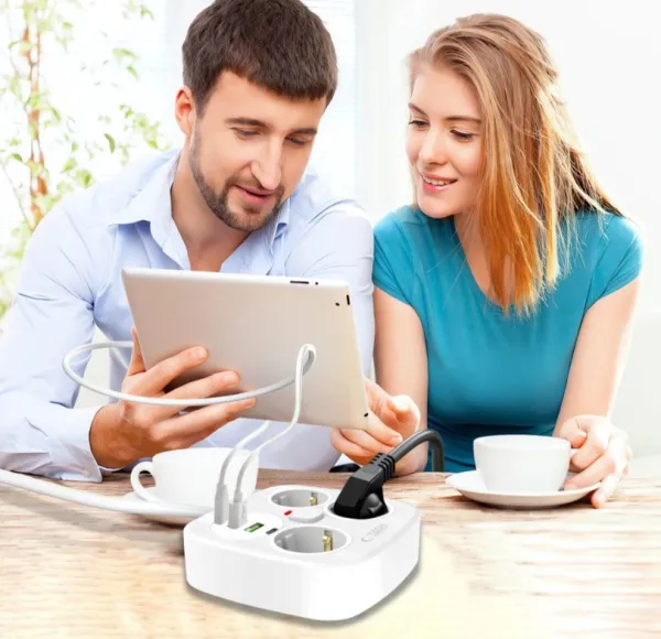 Tech-Protect PCS3X4 Predlžovací kábel 2x USB / 2x USB-C / 3 zásuvky, 2m Biely