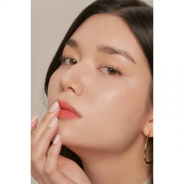 thim Sheer Matte Liquid Lip ľahký tekutý matný rúž odtieň 02 Dusky Rose 4 g