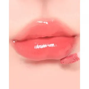 thim Satin Lip Glaze dlhotrvajúci lesk na pery s hydratačným účinkom odtieň 03 Fig Noir 6 g