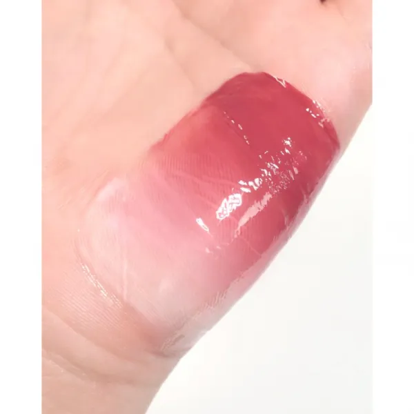 thim Satin Lip Glaze dlhotrvajúci lesk na pery s hydratačným účinkom odtieň 05 Muted Plum 6 g