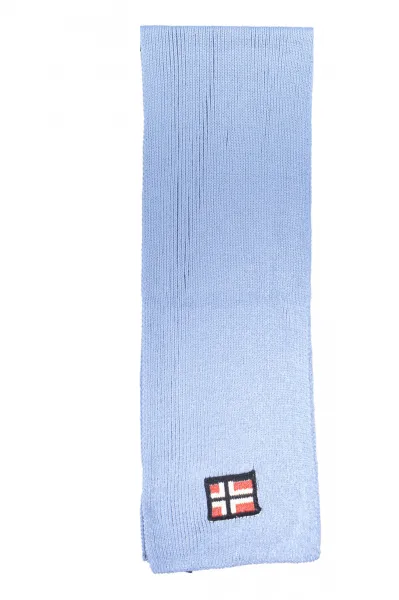 Modrý šál s nórskou vlajkou