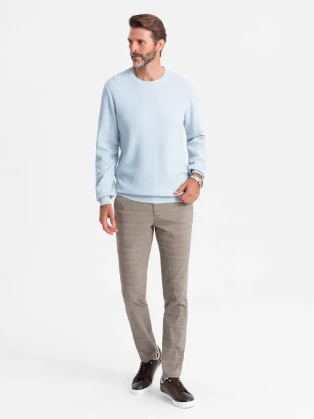 Pánsky sveter s drobným vzorom svetlomodrý